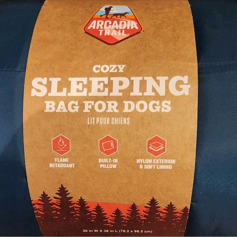New Arcadia Trail Cozy Sleeping Bag for Dogs